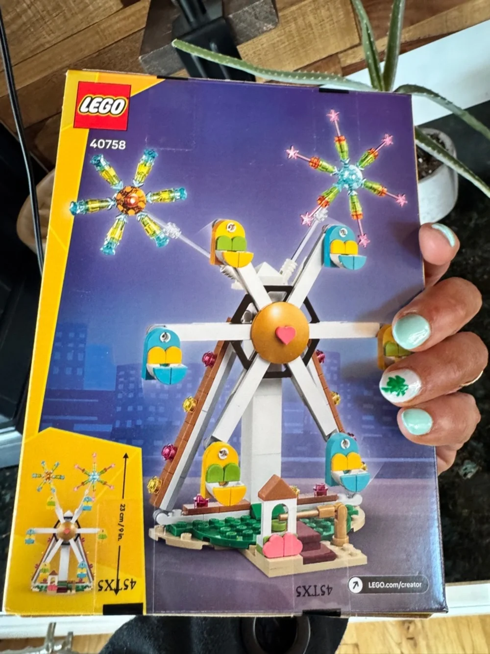 LEGO BRAND NEW AND SEALED IN BOX CELEBRATION FERRIS WHEEL WITH FIREWORKS RETIRED